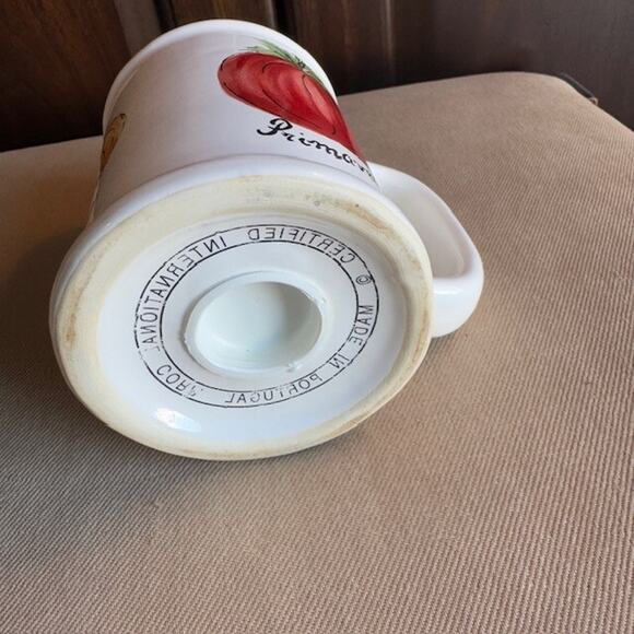 Certified Intl Parmesan Cheese Shaker Container made in Portugal hand painted - Picture 5 of 5